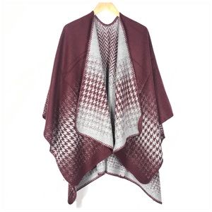 Sweaters - HOUNDSTOOTH GRADATION RUANA -BLANKET STITCH DETAIL Sweaters - HOUNDSTOOTH GRADATION RUANA -BLANKET STITCH DETAIL